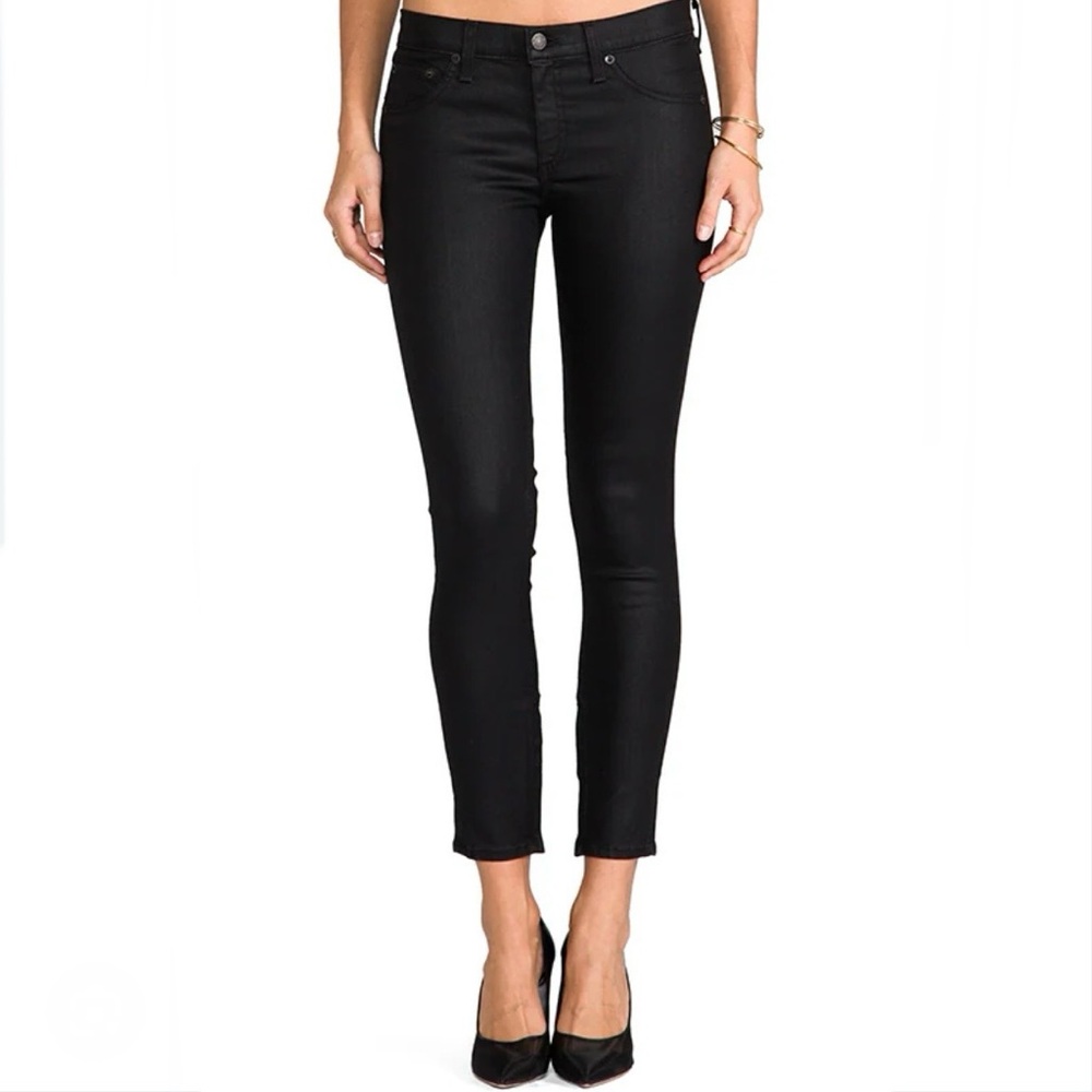 rag & bone Zipper Capri Jean in Seal Black